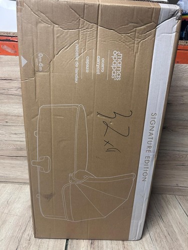 Mamas and papas carrycot - and,