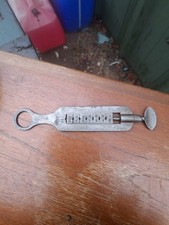 Old Vintage Dies And Holder 7