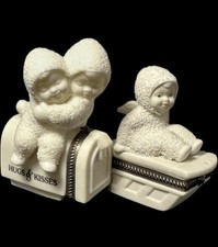 Dept 56 Snow Babies Mini Trinket Box “ HOLD ON TIGHT /HUGS & KISSES “ Snow Baby