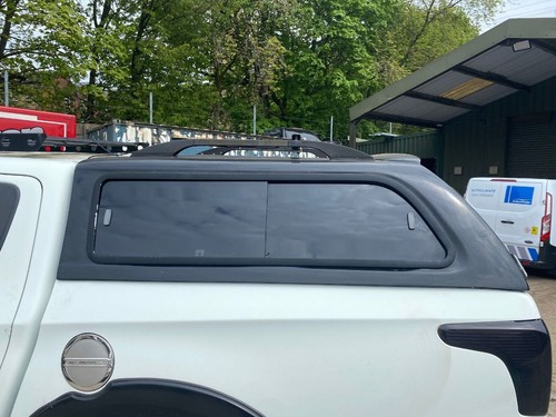 Mitsubishi l200 canopy truck - mitsubishi,