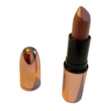 MAC Cremesheen Lipstick LOOK
