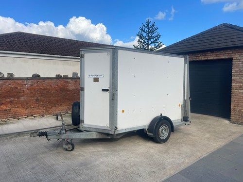 Ifor williams bv85 single - williams, axle