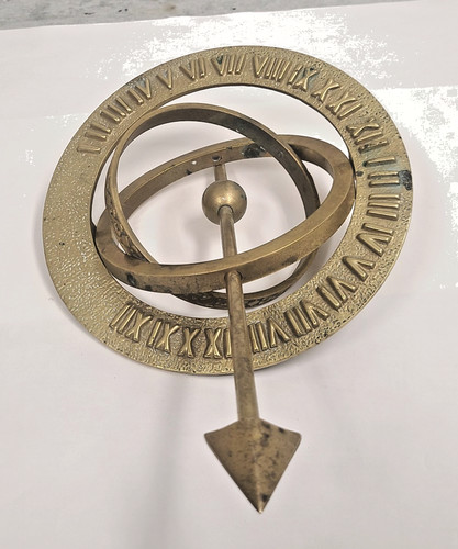 Heavy brass desktop - brass,