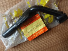SUZUKI GT380,550,'73-78 BAR.FOOTREST RH,43521-33001,GENUINE,REST IRON R NEW