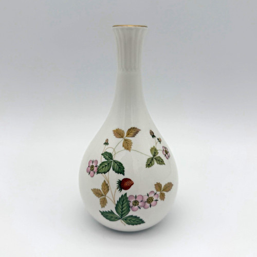 Wedgwood wild strawberry bone - wild,