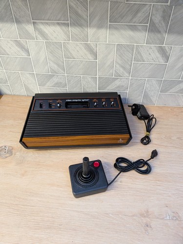 Atari 2600 console bundle - atari,