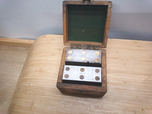 Eclipse type magnetic chuck - ,