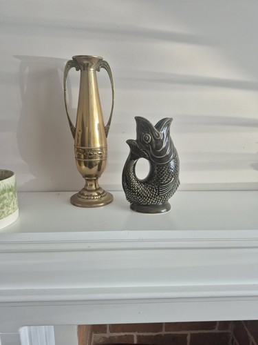 Vintage gurgle fish vase dark