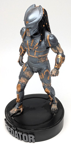 Predator scale statue - 1:10,