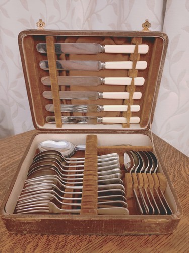 Vintage faux bone - 28,