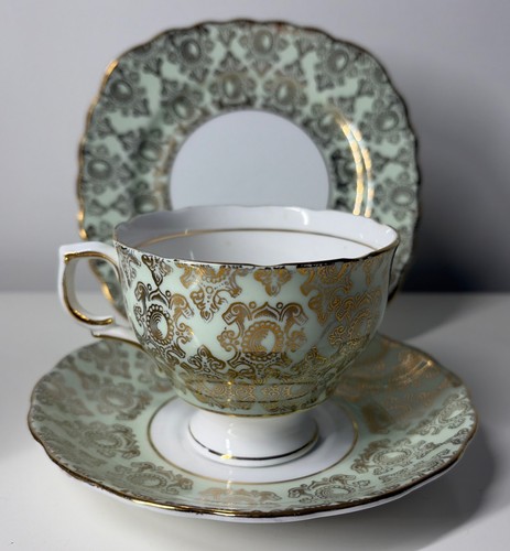 Colclough vintage bone china - bone,