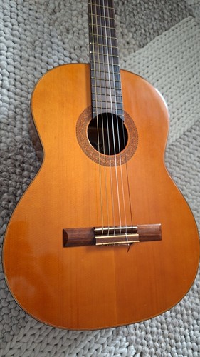 Old guitar kasuga made - old,