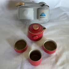 HNSEI Travel Tea Set Ceramic Teapot and Cups 6 pc Padded Zip Carrier Case NWOT
