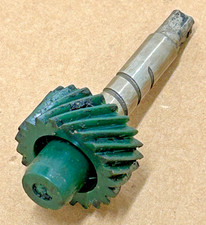 ROVER V8 TR7 TR8 LT77 5 Speed ** SPEEDO DRIVE **Green 21 teeth, good used 219002