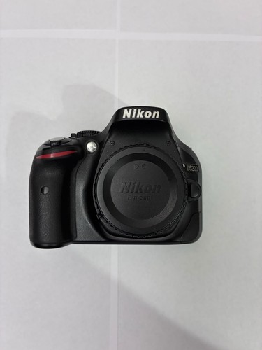 Nikon d5200 camera 18 55mm - nikon,