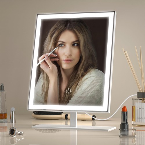Hollywood light makeup - light, up