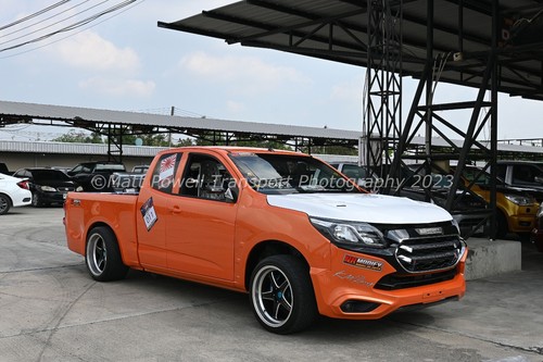Car photo 12x8 isuzu d - -,