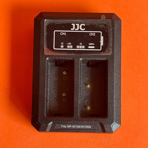 Usb battery charger fujifilm - charger, x