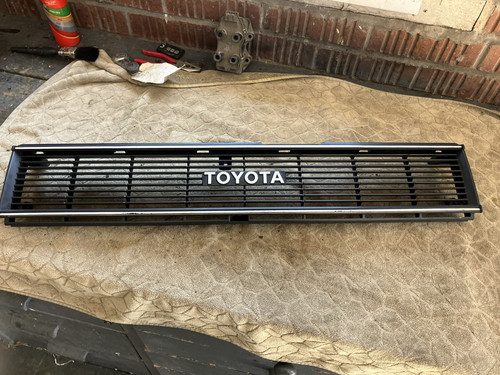 Classic toyota corolla front - ,