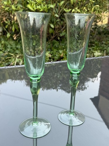 Pair vintage champagne - vintage,