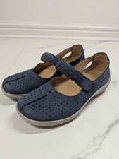 Hotter Quake II Navy Blue