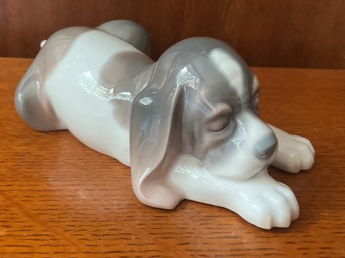 Lladro porcelain sleeping - lladro,