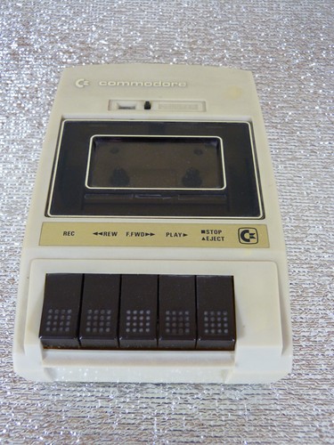 ⭐⭐⭐COMMODORE