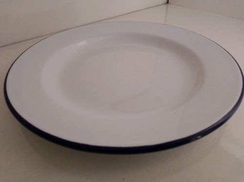 Falcon enamelware 26cm dinner - 26cm,