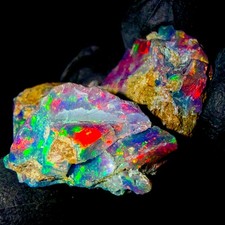 Opal rough gemstone, Natural