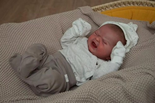 Reborn unisex doll realistic - unisex,