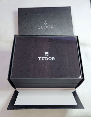 Genuine tudor watch - genuine, display