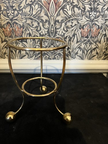 Brass bottle display stand for - brass,
