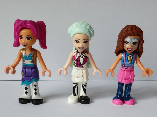 Lego friends 3 girls - ,