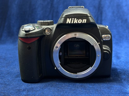 Nikon d60 camera body - nikon,