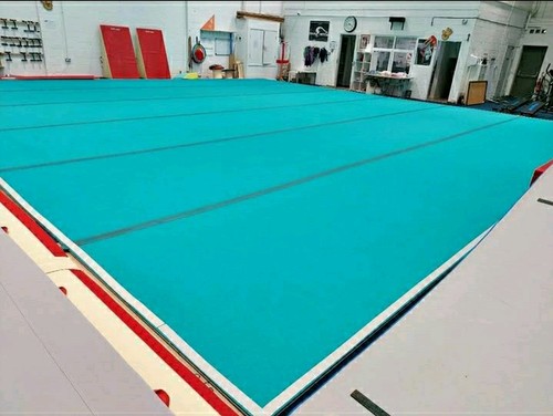 Rollout mat mma - /,