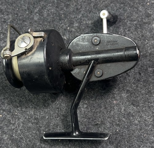 Vtg fishing reel - reel, france