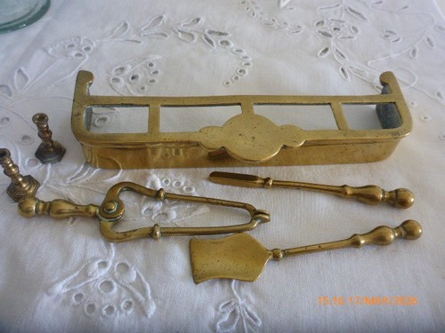 Antique victorian dolls - dolls, house