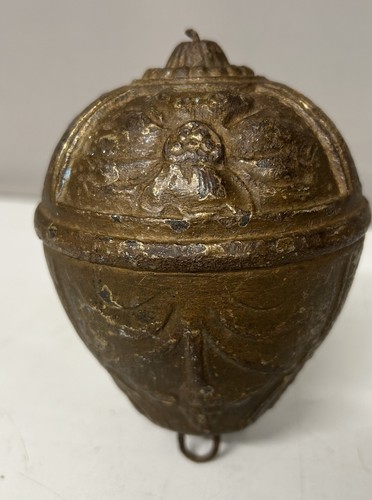 Ornate brass counter weight - ornate,