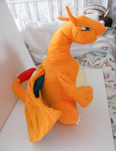 Pokemon charizard plush - charizard,