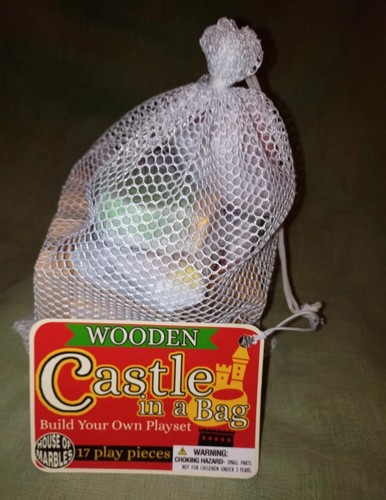 Bnwt wooden castle - castle, in