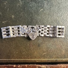 Hallmarked 1977 Solid Sterling