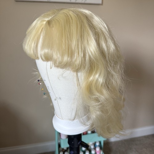 Blonde synthetic heat