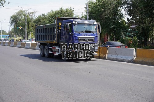 Truck photo sinotruk - photo,
