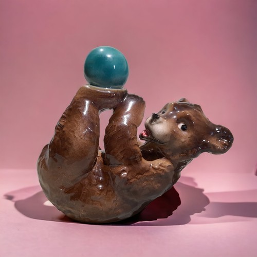 Hunnel goebel figurine - hunnel-goebel, bear