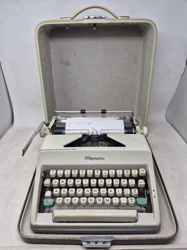 Olympia sm8 typewriter with - typewriter,