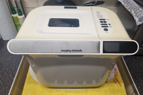 Morphy richards bread maker - bread,