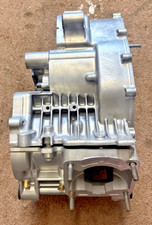 Suzuki RGV250 Engine