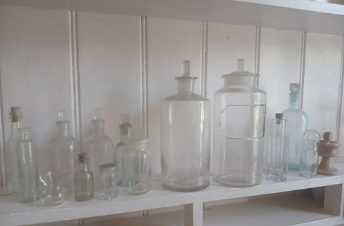 Antique glass medical - (16),