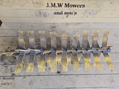 Brush holder westwood countax - brush,