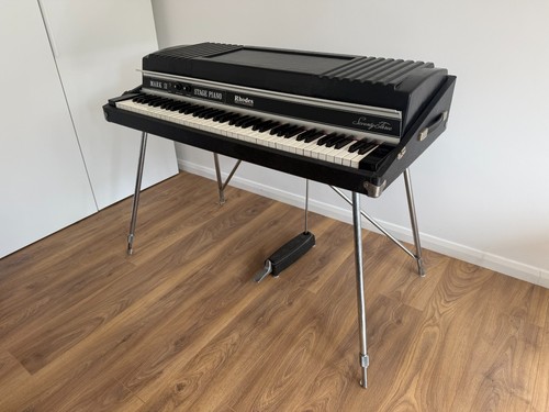 Fender rhodes mark - mark, stage